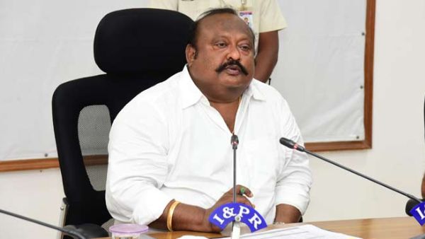  త‌ల్లిలాంటి పార్టీపై కుట్ర‌లు.. ఈటలది నీచ‌ వ్య‌క్తిత్వమన్న మంత్రి గంగుల..