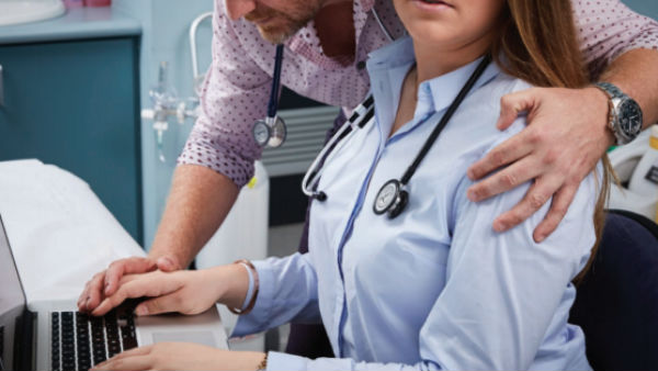 మేనత్తకు చెప్పగా.. ఆమెకు అశ్లీల వీడియోలు