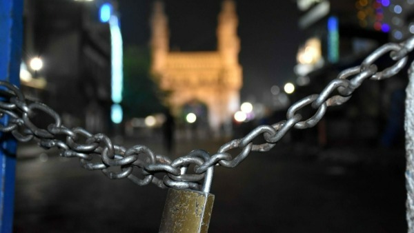 కరోనా కట్టడిలో తెలంగాణ సర్కార్ కీలక నిర్ణయం.. లాక్‌డౌన్ అమలు చేస్తున్నట్టు ప్రభుత్వ ప్రకటన.. 