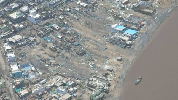 PM Modi conducts an aerial survey of the Cyclone Tauktae affected areas of Gujarat and Diu