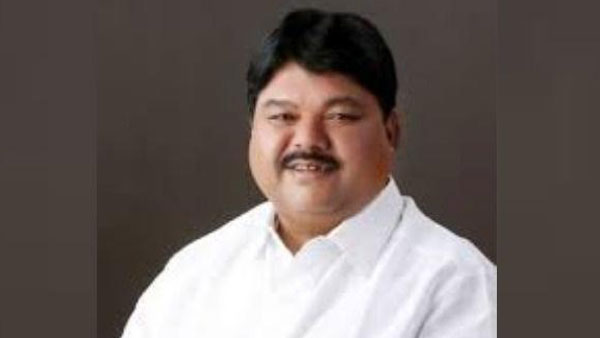 కాంగ్రెస్ నేత రాములు నాయక్ మంతనాలు కాంగ్రెస్ నేత రాములు నాయక్ మంతనాలు