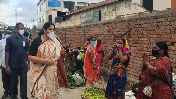  ప్రజలు కోవిడ్ బారిన పడొద్దనే లాక్‌డౌన్ విధింపు..