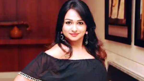 సినిమాలు, రాజకీయాలకు లింక్