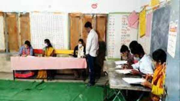 ఎవరా టీచర్... ఎవరా టీచర్...