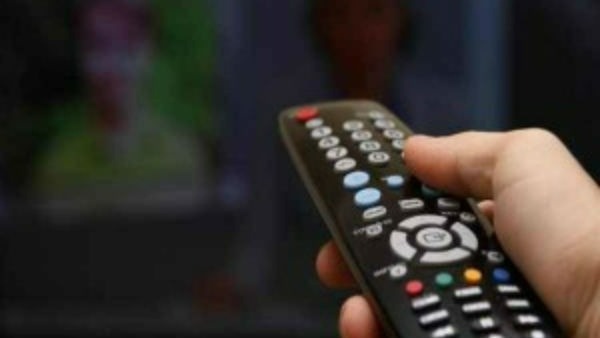 టీవీ5, ఏబీఎన్ ఆంధ్రజ్యోతికి వ్యతిరేకంగా చర్యలొద్దు