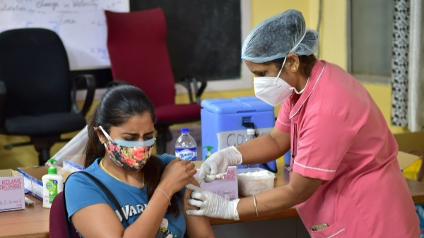 భారత్‌లో రూ.5వేలు నగదు ప్రోత్సాహకం