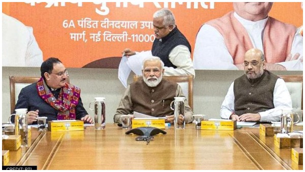 మోదీ మహా బిజీ మోదీ మహా బిజీ