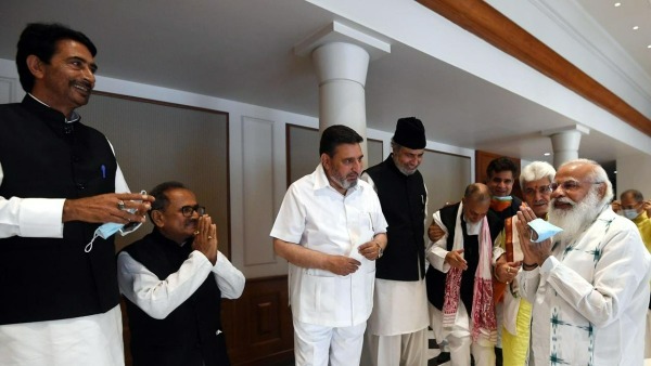  గుప్కర్‌ అలయన్స్‌తో ప్రధాని భేటీ