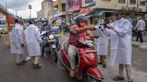 కాషాయం దెబ్బకు కరోనా పరుగో పరుగు