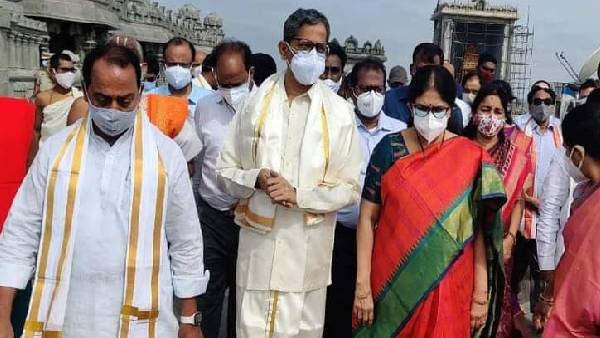 హైదరాబాద్ లో ఘన స్వాగతం.. హైదరాబాద్ లో ఘన స్వాగతం..