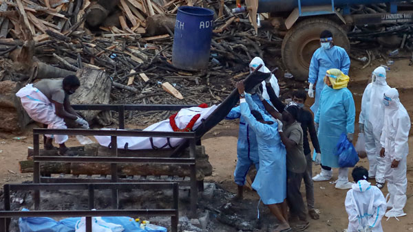 మే నెలలో కరోనా కేసుల ఉధృతి..