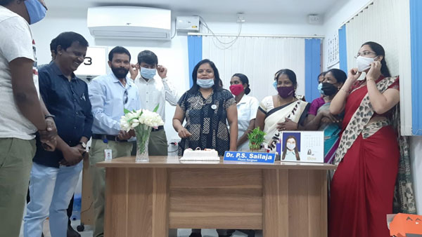 తన తల్లి కష్టం ఎవ్వరికి రాకూడదని క్యాన్సర్ ఆసుపత్రి