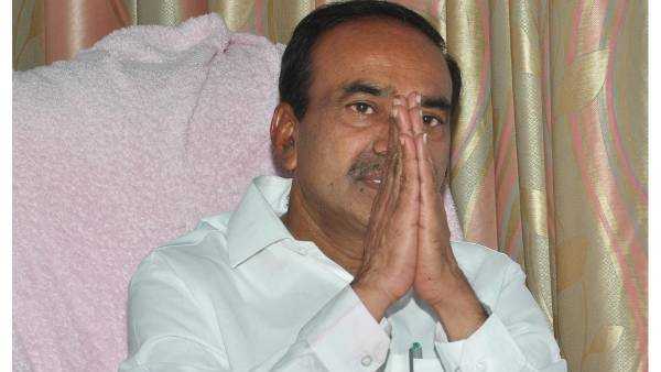 ఈటల రోడ్ షో...