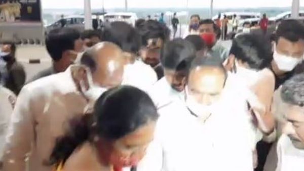 farmer minister etela rajender going to delhi in special flight to join bjp