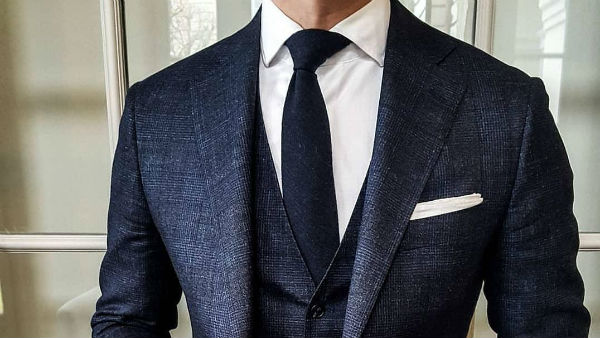  తండ్రి రక్షణ శాఖ ఉద్యోగి