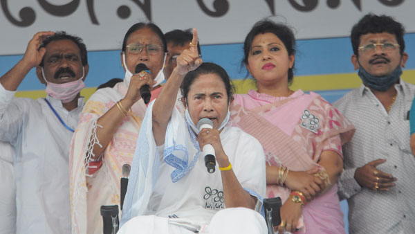  కేంద్రంతో సీఎంల పోరుకు కారణాలివే