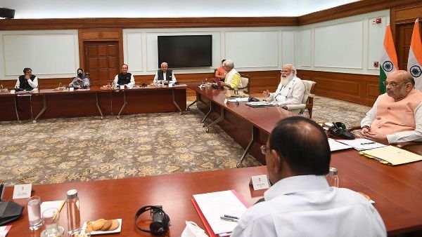 ఎన్నికలా .. రాష్ట్ర హోదానా ? ఏది ముందు ఎన్నికలా .. రాష్ట్ర హోదానా ? ఏది ముందు