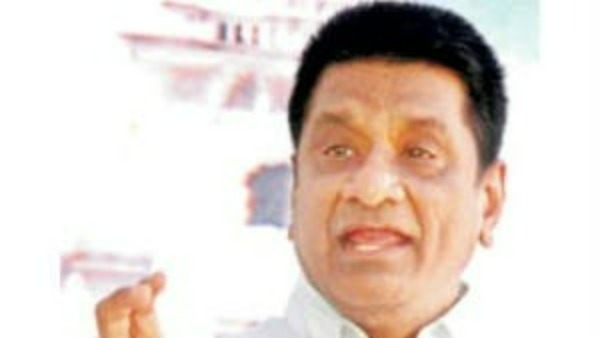 సజ్జల్ బ్రోకర్ అంటూ...