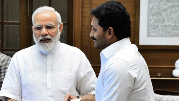 పలువురు సీఎంల లేఖలు