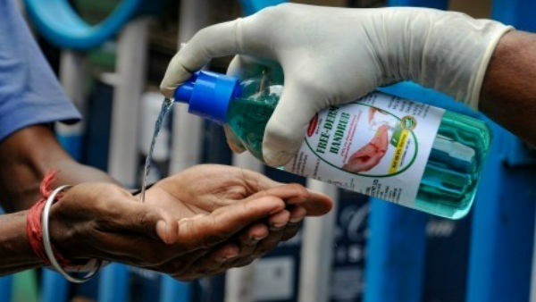 శానిటైజర్లపై జీఎస్టీ తగ్గింపు