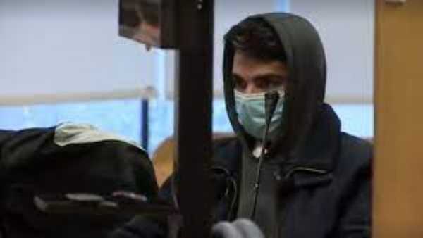 అతనిలో ఎలాంటి భావోద్వేగాలు లేవు...