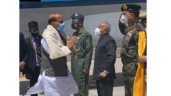 Defence Minister Rajnath Singh meets with Army veterans in Leh during 3 days Ladhak visit