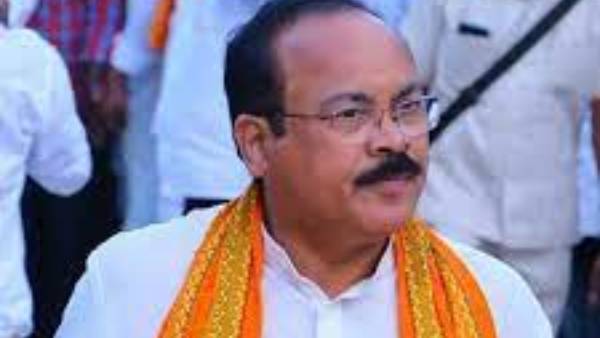  బీజేపీ నాయకుడు పెద్ది రెడ్డి కెప్టెన్ లక్ష్మీ కాంతా రావుతో భేటీ