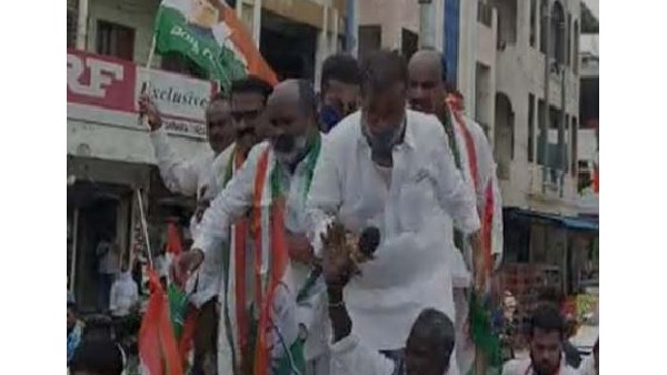 medak: congress leader damodara rajanarsimha fell-down from bullock cart. medak: congress leader damodara rajanarsimha fell-down from bullock cart.