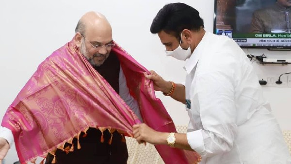అమిత్ షా తో రఘురామ చర్చలు అమిత్ షా తో రఘురామ చర్చలు