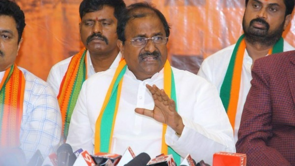 రోజూ రాత్రి జగన్, కేసీఆర్ ఇలా..