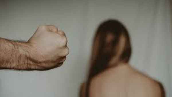  జ్యూస్ పిండేసిన లాయర్