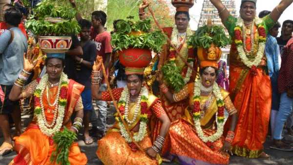 Telangana bangaram bonam to vijayawada kanaka durga Telangana bangaram bonam to vijayawada kanaka durga