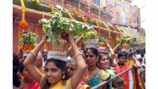 తొట్టే తొట్టే