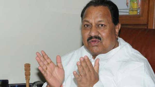  డీఎస్ కేంద్రంగా రాజకీయాలు..