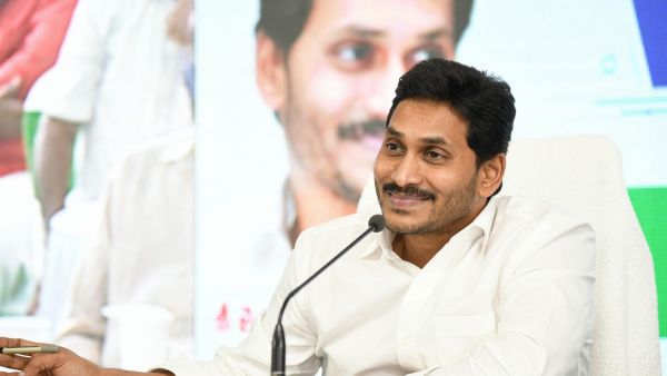  ఉద్యోగాలేం పోవంటున్న సజ్జల