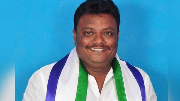 Vizianagaram:Coldwar between minister Botsa and MLA Jogarao creates problems for party in district