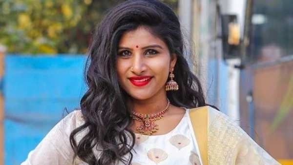 వివాదంపై తొలిసారి మంగ్లీ స్పందన