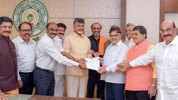  చంద్రబాబు హయాంలో