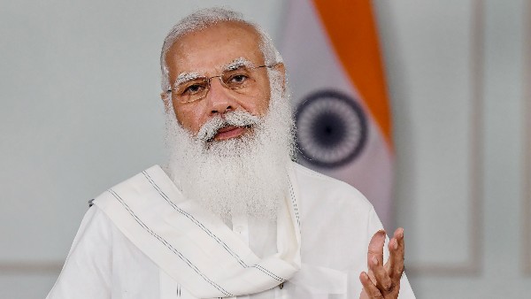 కీలక నేతలతో మోడీ రహస్య సమావేశం