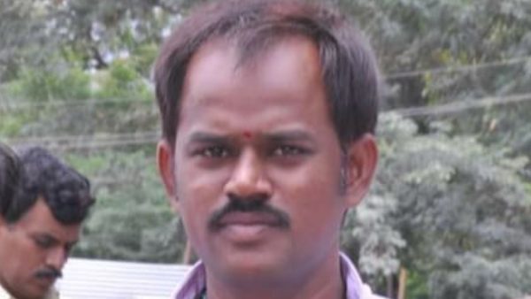 బళ్లారి బ్రదర్స్ కు సన్నిహితుడు బళ్లారి బ్రదర్స్ కు సన్నిహితుడు