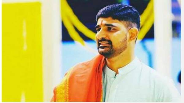 ఆ ఫోన్ కాల్ లీక్‌తో కాంగ్రెస్‌కు దూరం...