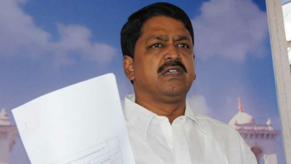 అధికార పార్టీలోనూ లైట్ గా.. అధికార పార్టీలోనూ లైట్ గా..