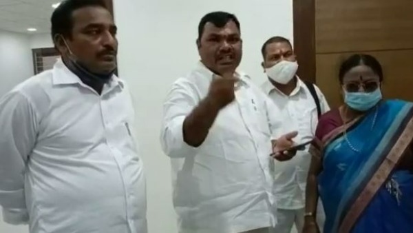 షర్మిలకు షాకిచ్చిన నేత...