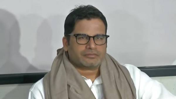  కాంగ్రెస్ నేతగా రంగంలోకి..