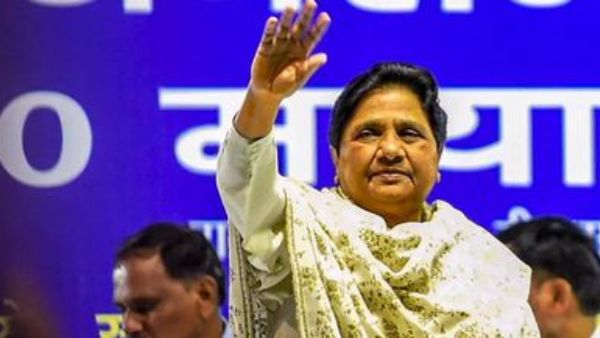  అంబేద్కర్ బాటలో..