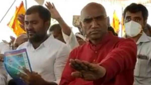 దళితులే కాక ఇతరులు దళితులే కాక ఇతరులు