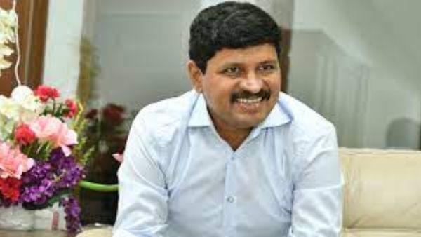  గ్రీన్ ఇండియా ఛాలెంజ్ లో పాల్గొంటున్న వారికి కృతఙ్ఞతలు చెప్తున్న సంతోష్