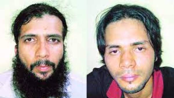  ప్రభుత్వ రికార్డులు పరిశీలన