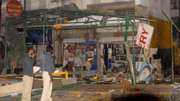  జర్మన్ బేకరి బాంబు పేలుడు కేసులో ?