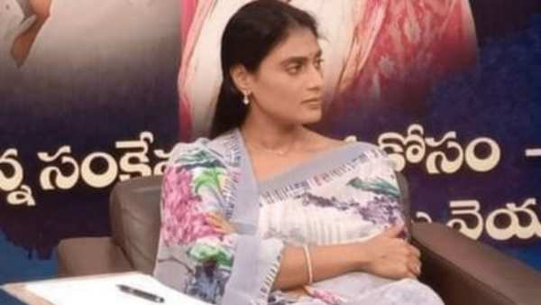  వైఎస్ షర్మిల స్థానికత టార్గెట్ గా తెలంగాణా రాజకీయాలు